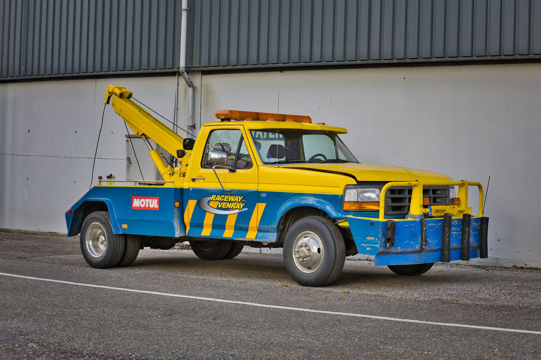 Remorquage voiture équipe à Châtellerault
